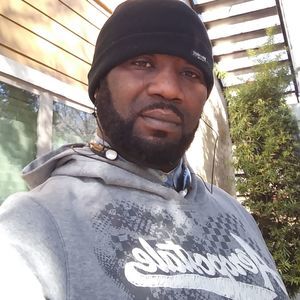 Meet your Posher, Adeola